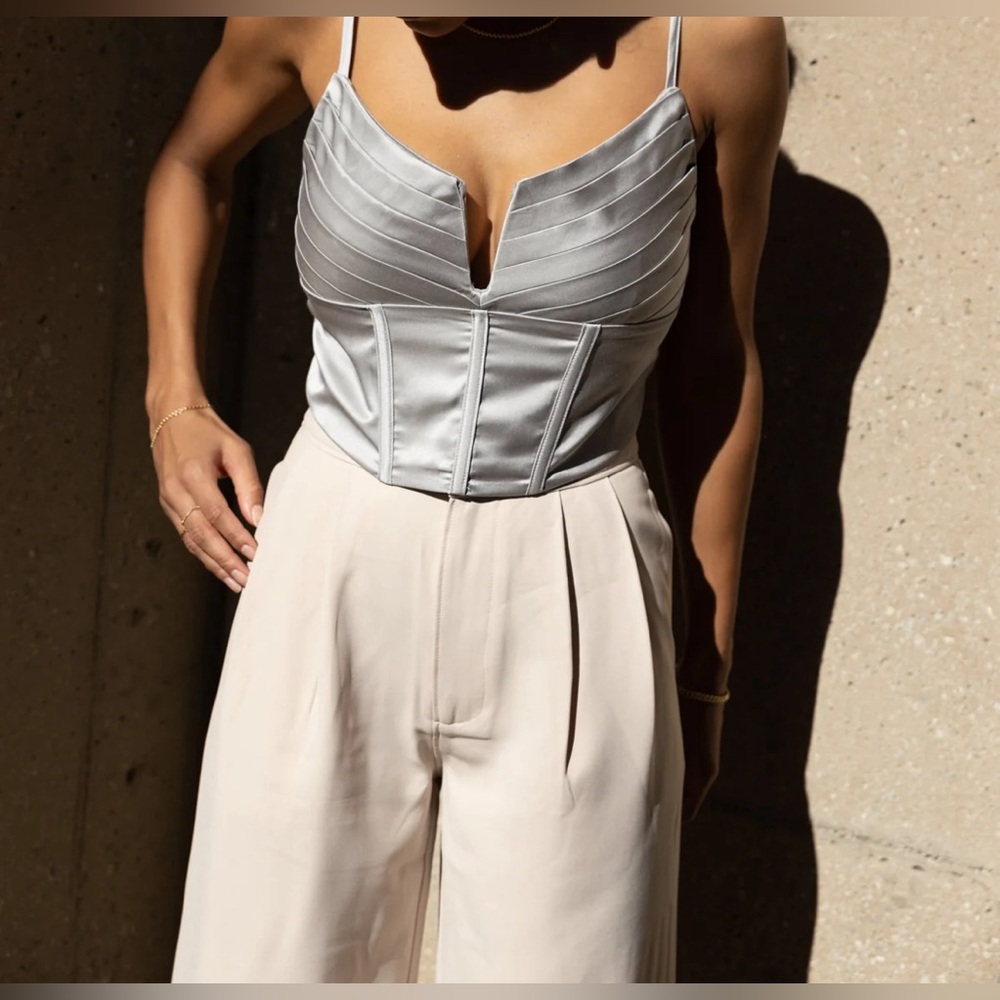 et Clet Women’s Size S Ice (Silver) Pintuck Cropped Bustier NWOT